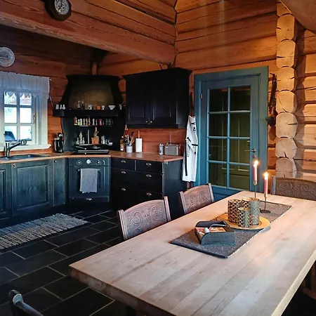 Vakantiehuis Log Near Muen And Myafallene *