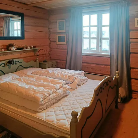 Log Near Muen And Myafallene Vakantiehuis