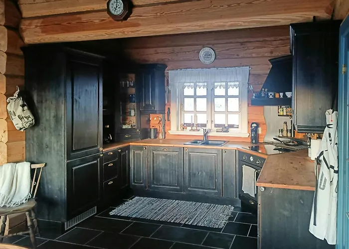 Log Near Muen And Myafallene Semesterbostad *